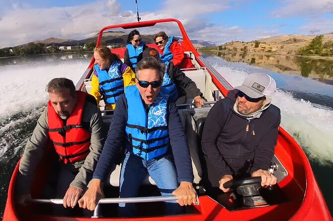 15 Mile Adventure Boat Ride in Wenatchee, Washington - A 15-mile ride on the Columbia River