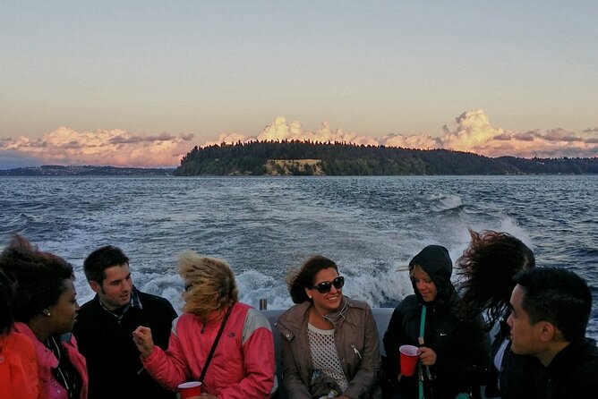 2 Hour Guided Boat Tour in Gig Harbor and Narrows Bridges - Point Defiance and old-growth shoreline