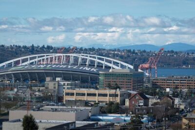 Arrival Private Transfer: Seattle Airport SEA to Seattle in Luxury SUV