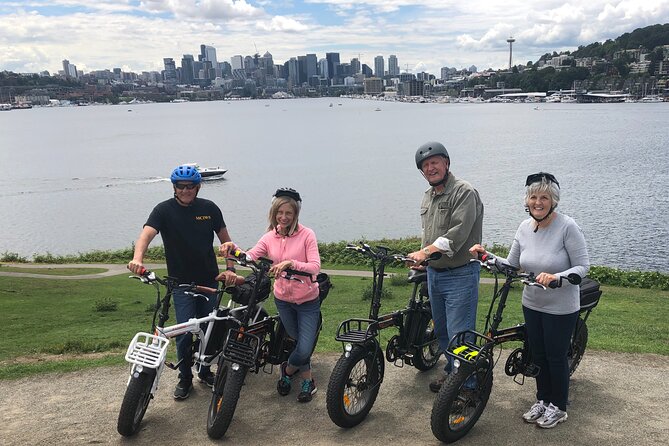 Bike Tour Seattle. 5 star Electric Bike Tour Seattle's waterways - The guide makes or breaks the experience
