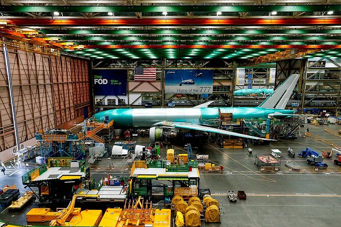Boeing Factory Tour (Private Tour) - The private ride from downtown Seattle to Mukilteo