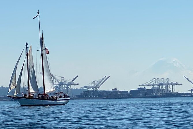 Brunch Cruise with Buffet in Washington - Coffee, fruit, and a light buffet