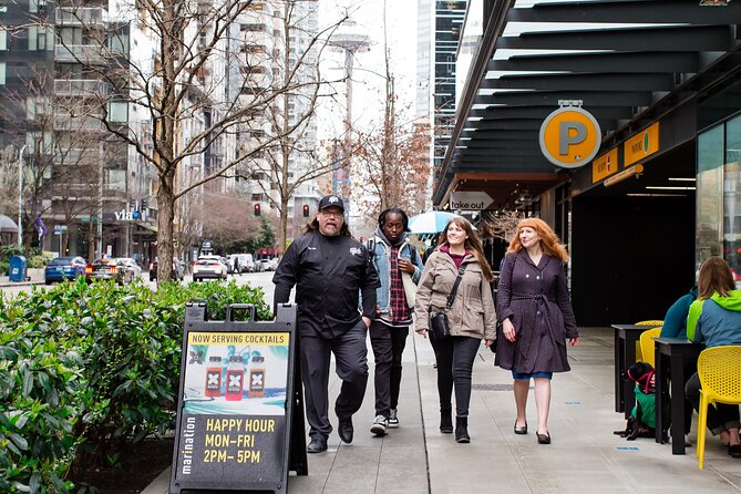 Chef Guided Happy Hour Tour - Cocktails, Bubbles and Bites - Key points at a glance