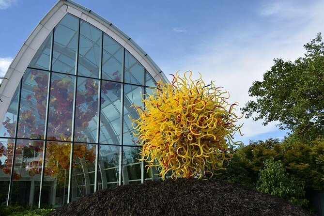 Chihuly Garden and Glass in Seattle Ticket - Why Chihuly’s glass works so well in Seattle