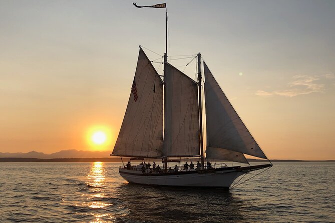 Evening Colors Sunset Sail Tour in Seattle - Sunset, Drinks, and the Evening Mood