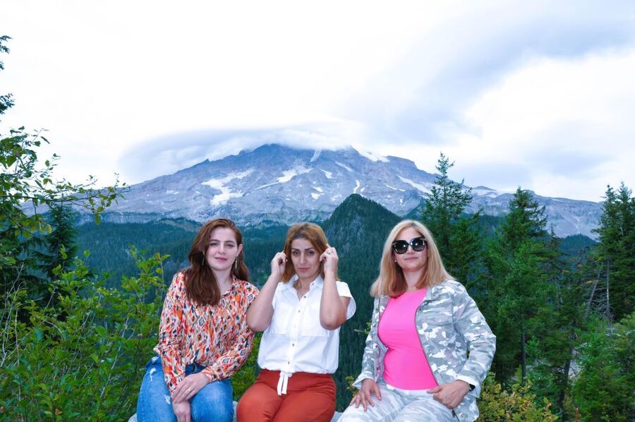 From Seattle: Customized Mount Rainier Tour - What the guides add to the day