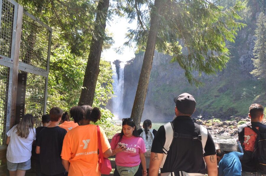 From Seattle: Snoqualmie Falls and Wineries Tour w/ Transfer - Snoqualmie Falls, the day’s visual highlight
