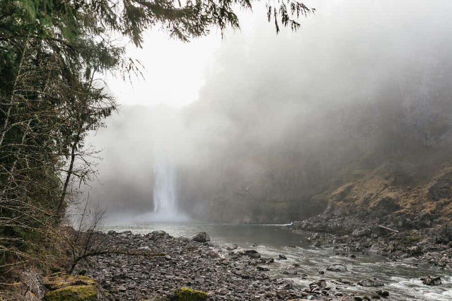 From Seattle: Visit Snoqualmie Falls and Hike to Twin Falls - Why this four-hour Seattle outing works