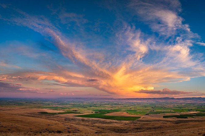 Hike Mt. Rainier & Taste Yakima Valley Wine: All-Inclusive Day Tour from Seattle - Is $367 a fair price?
