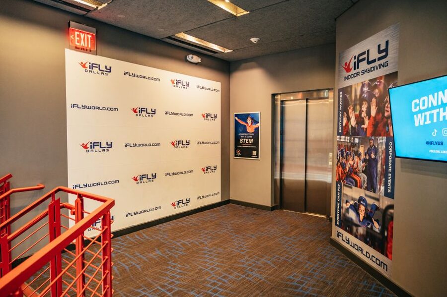 iFLY Seattle First Time Flyer Experience - What the two minutes are really worth