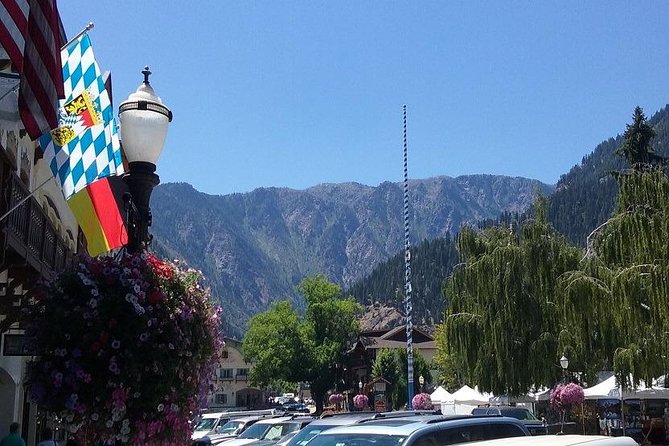 Luxury Leavenworth Day Trip through the Cascade Mountains - Stevens Pass adds a second mountain crossing