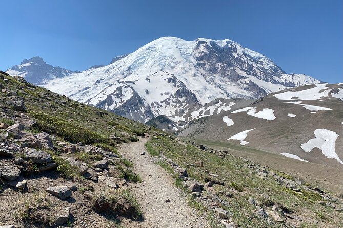 Mount Rainier Day Hike - Arriving at Sunrise Visitor Center