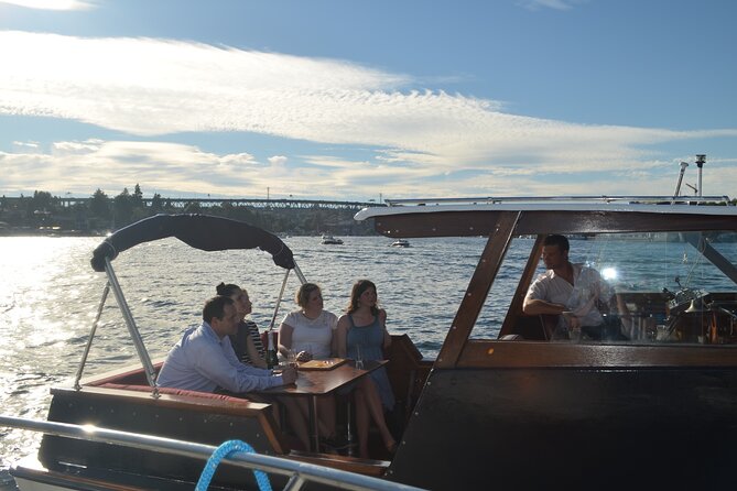One Hour Social Sightseeing Cruise - BYOB! - Gas Works Park and the Space Needle from the water