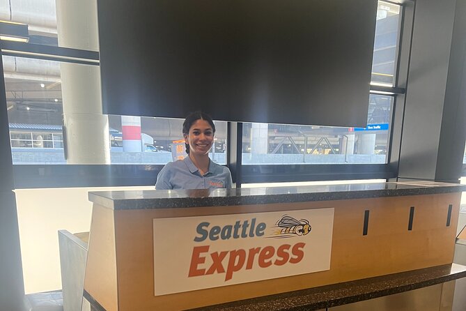 One-Way Transfer: SeaTac Airport to Seattle Piers 66 & 91 - The easiest airport meeting point for cruise passengers