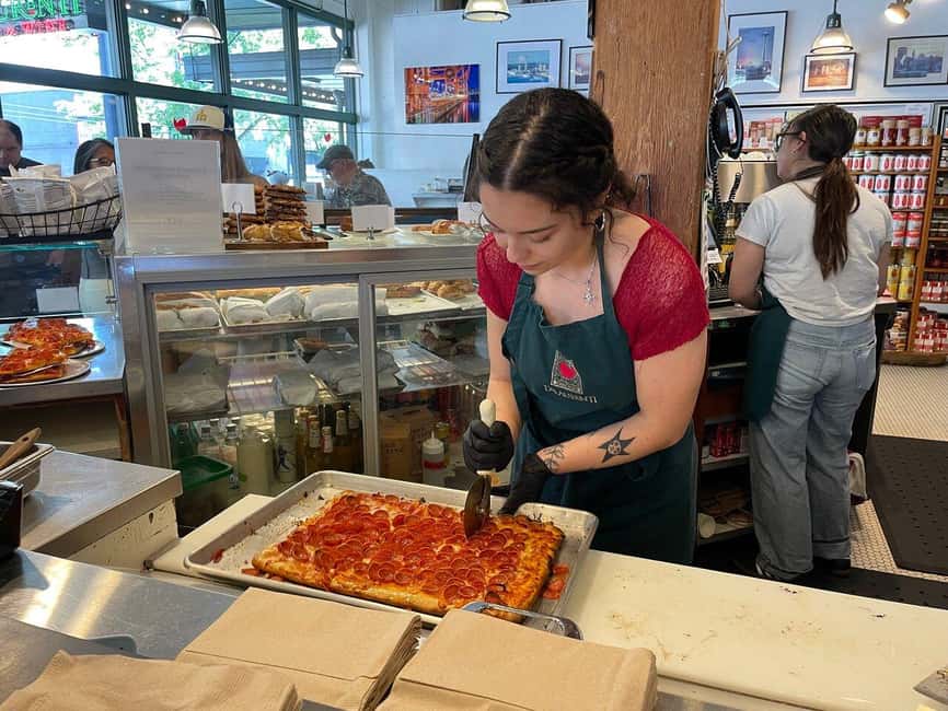 Pike Place Market: Meet the Market - Food and Fun Tour - Following the Market’s maze of levels and passageways