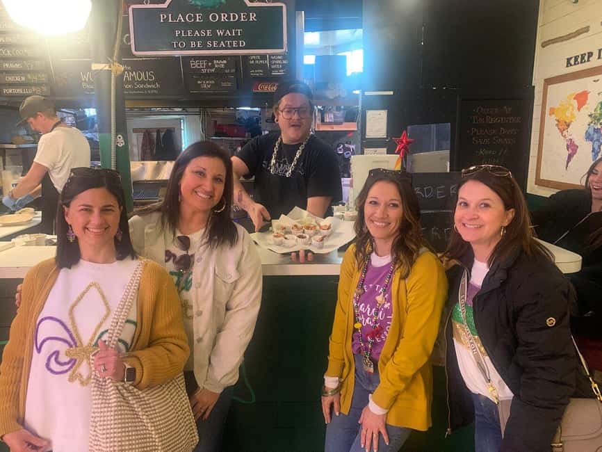 Pike Place Market: Meet the Market - Food and Fun Tour - From bakeries and tacos to cheese and chocolate