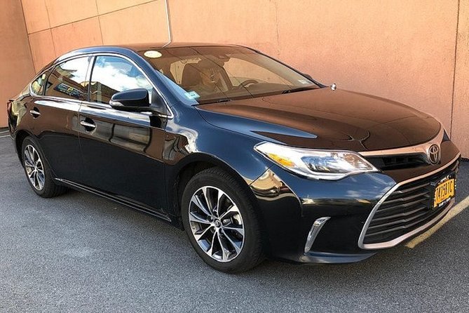 Private Arrival Transfer from Seattle Tacoma Airport SEA - The vehicles and group sizes