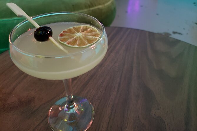 Private Seattle Cocktail Tour - The Fremont Troll and the Aurora Bridge