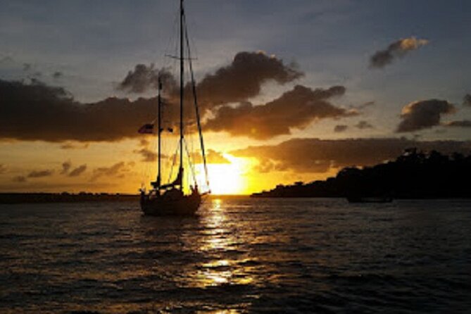 Sailing Charter - A Quiet Way to Experience the Olympic Peninsula