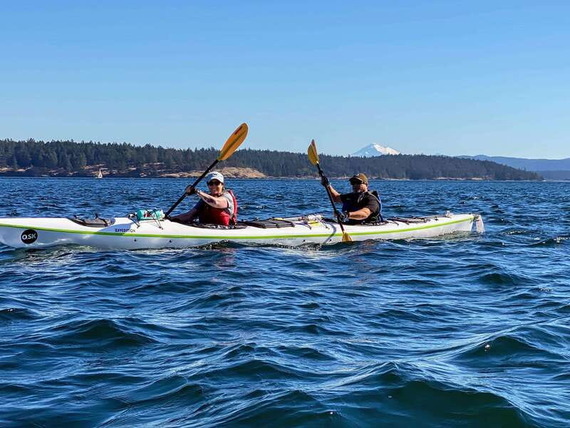 San Juan Island: Full Day Kayaking Tour with Lunch - Paddling along San Juan Island’s west side
