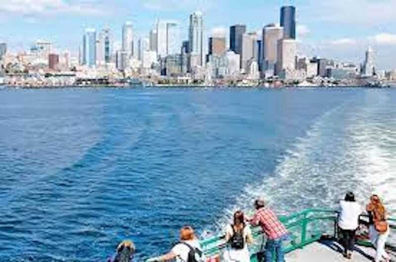 Seattle: Bainbridge Island E-Bike Tour - The return ferry and Seattle waterfront finish