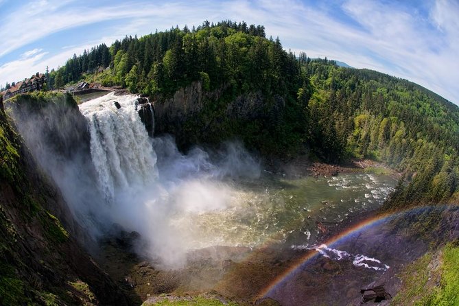 Seattle City and Snoqualmie Falls Half-Day Guided Tour - Pike Place Market and Seattle’s early story