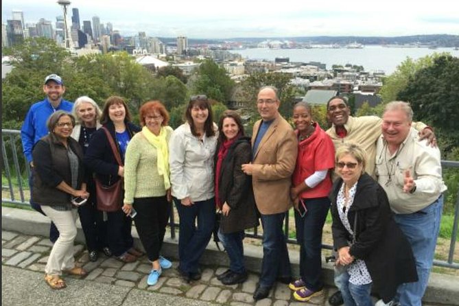 Seattle City Tour - Queen Anne and Kerry Park’s Big View
