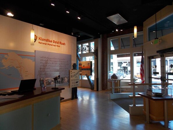 Seattle Downtown Quest: Self-Guided History Adventure - A puzzle walk through Seattle’s oldest downtown stories