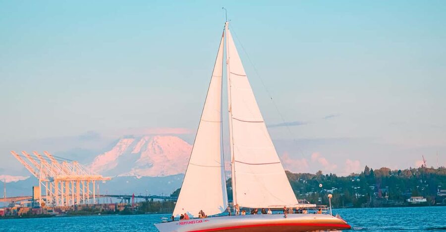 Seattle: Elliott Bay Sailing Cruise - Booking details that affect your plans