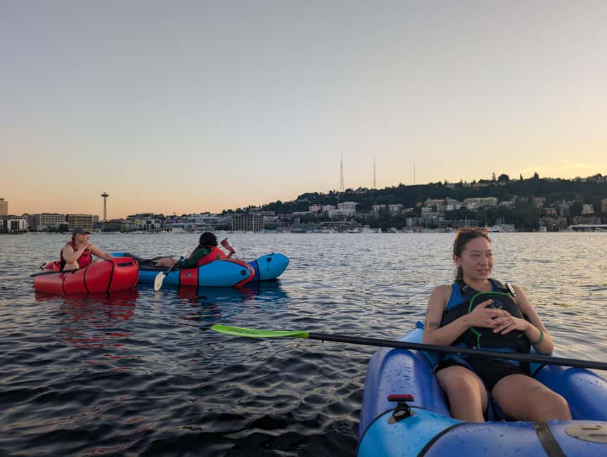 Seattle: Lake Union Kayak Tour – Small Groups, Big Views - Turning toward the Space Needle and Seattle skyline