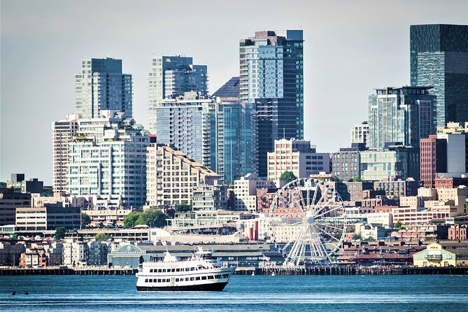 Seattle Land and Sea Tour Experience - Pike Place Market before the crowds