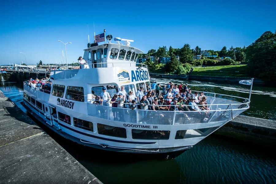 Seattle: Locks Cruise with Local Guide - From Elliott Bay to Seattle’s working waterfront