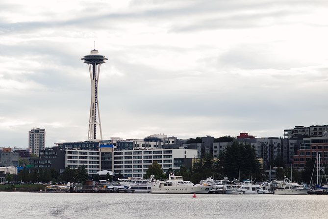 Seattle Locks Cruise - Lake Union starts the story