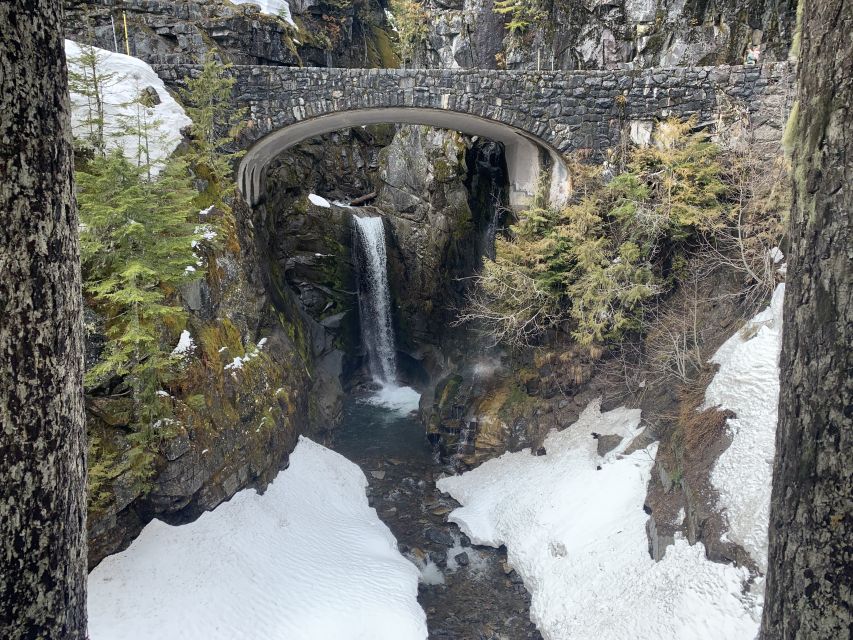 Seattle: Mt. Rainier Park Guided Full-Day Tour - The two-hour ride toward Mount Rainier