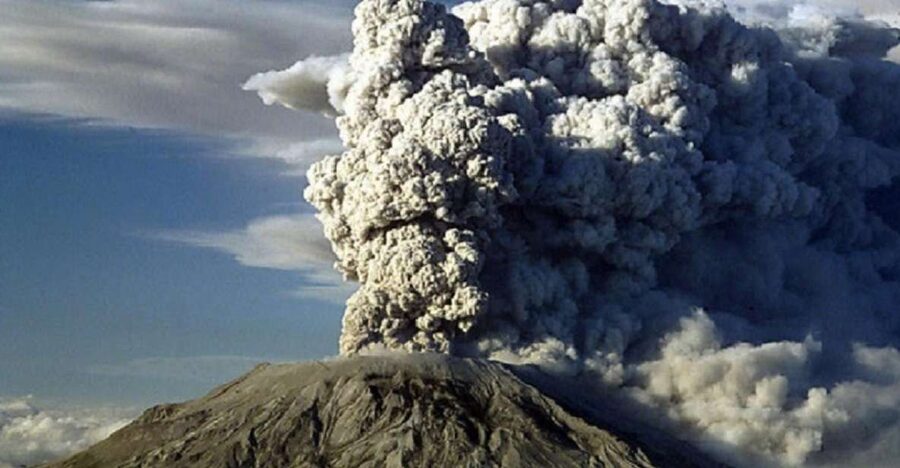 Seattle: Mt. St. Helens National Monument Small Group Tour - Why Mt. St. Helens is worth a full day