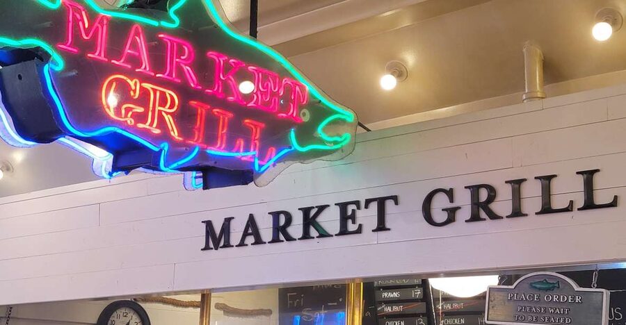 Seattle: Pike Place Market Seafood Tasting Tour - A guide who adds more than food facts
