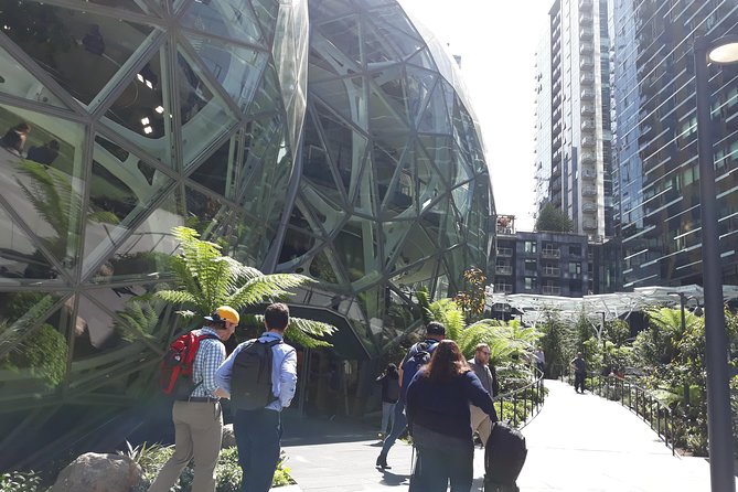 Seattle Private Tour for 2-5 - Pike Place Market earns the longest stop