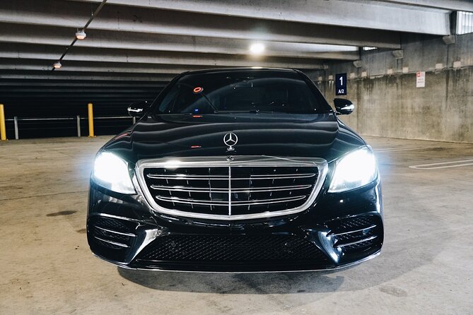 Seattle Roundtrip Chauffeur Driven Airport Transfer - Who gets the most from this Seattle transfer