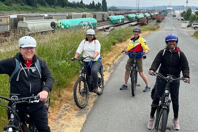 Seattle's Electric City Bike Tour - Elliott Bay and Olympic Sculpture Park