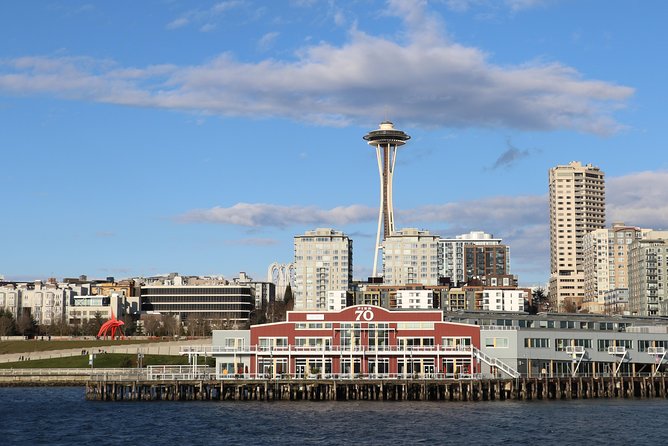 Seattle's Original Guided Harbor Cruise - The Aquarium and Puget Sound open the view