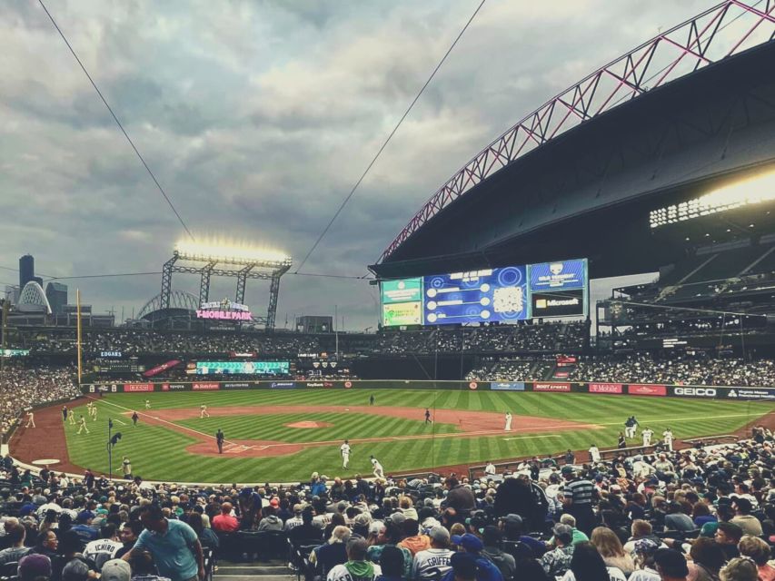 Seattle: Seattle Mariners Baseball Game at T-Mobile Park - Entering T-Mobile Park With a Phone Ticket