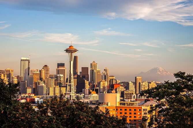 Seattle Sightseeing City Tour with Hotel Pick-up - Why this tour works as a first look at Seattle