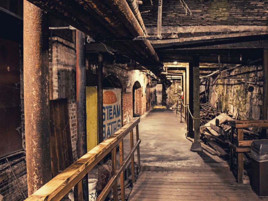Seattle: Small Group Tour W/Space Needle, Boat & Underground - Key points to know before booking