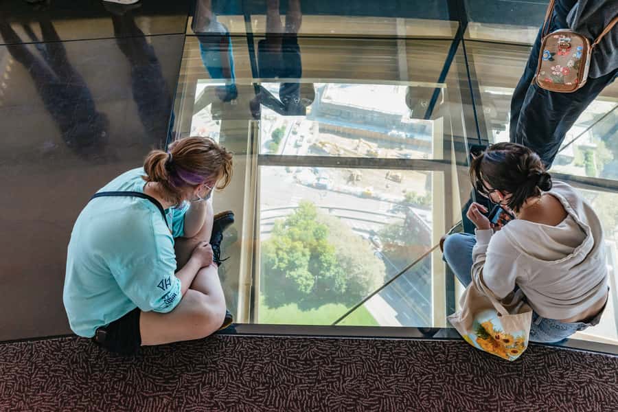 Seattle: Space Needle & Chihuly Garden and Glass Ticket - Why these two attractions work so well together