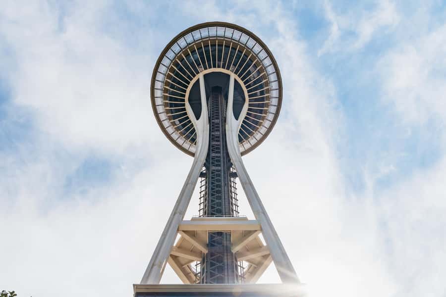 Seattle: Space Needle & Chihuly Garden and Glass Ticket - Riding 520 feet up the Space Needle