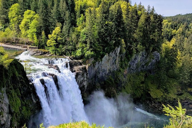 Seattle Wine and Waterfall Luxury Small-Group Day Tour with Lunch - Old Snoqualmie brings a gentle start