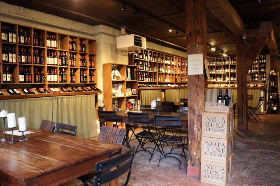 Seattle: Wine, Cheese and Chocolate Pairing Tour - More food, another wine pairing, and a changing route
