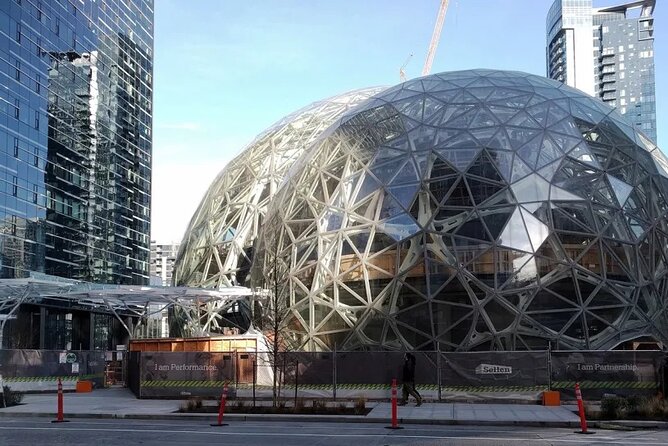 Show Me Seattle On Foot Downtown Walking Tour - Key points at a glance