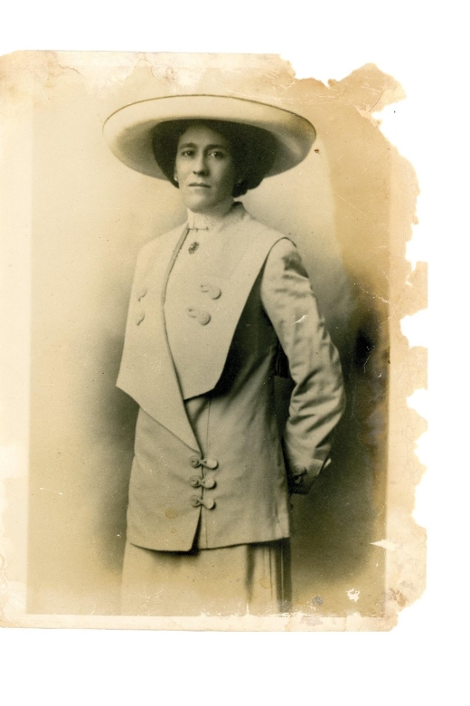 Six Women - A Historical Walking Tour - Why this Pioneer Square walk feels different
