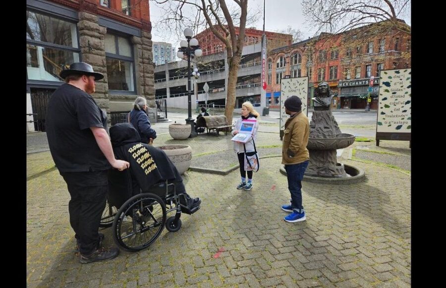 Six Women - A Historical Walking Tour - Stop six: a Mayor and women in public power